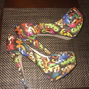 Women high heel shoes size 8